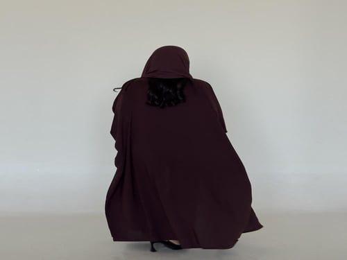 51 عبايه نص بشت كريب فاخر مع تداخل دانتيل (امكانيه...