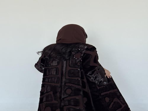 54 عباية نص كلوش كريب فاخر مع تداخل اكمام شك ترتر