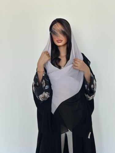 عباية نص بشت كريب كوري