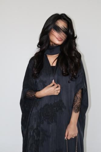 49 عباية نص بشت حرير مغسول تركي رمادي مع تداخل دان...