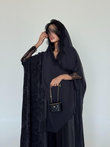 49 عباية نص بشت حرير مغسول تركي رمادي مع تداخل دان...