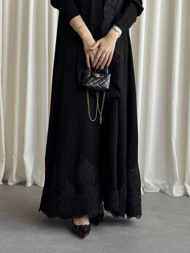 39 كلوش كريب كوري مع تطريز جوبير