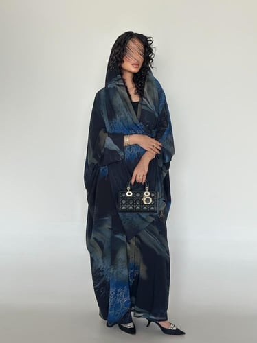 31 عباية نصف بشت شيفون ياباني مبطن( إمكانيه طلب تغ...