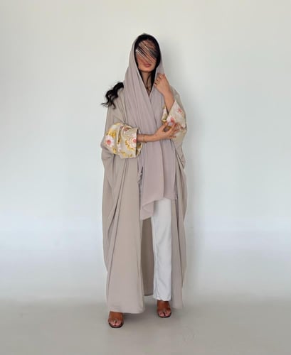 عباية نص بشت كريب كوري