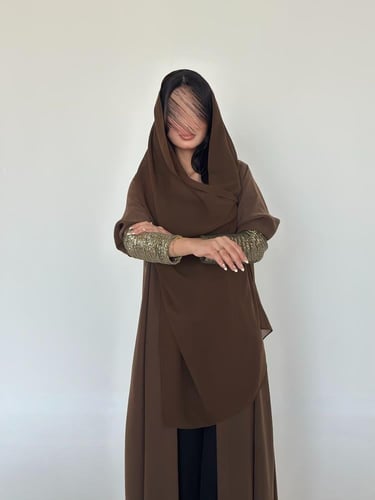 54 عباية نص كلوش كريب فاخر مع تداخل اكمام شك ترتر