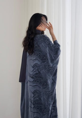 عباية بشت حرير مغسول تركي. إمكانية تغيير القصه إلى...