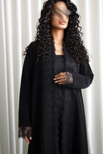 40 نص كلوش كريب كوري مع دانتيل