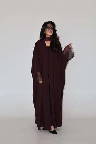 51 عبايه نص بشت كريب فاخر مع تداخل دانتيل (امكانيه...