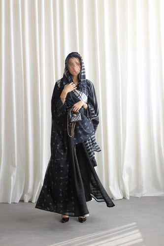 37 عباية نصف بشت شيفون ياباني مبطن( إمكانيه طلب تغ...