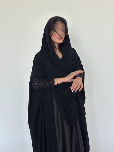 50 عبايه نص بشت كريب فاخر مع تداخل ترتر ( امكانيه...