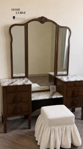 تسريحة كلاسيك بسطح رخام ايطالي + بنش