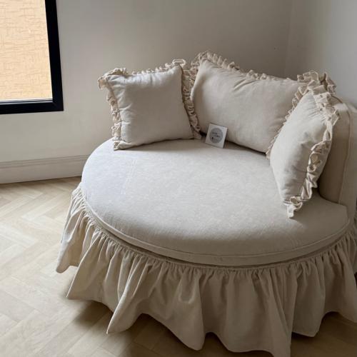 Round sofa size 110
