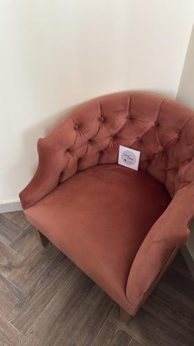 Vintage dressing chair