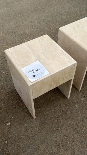 Komodina marble