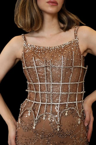 فستان سهرة مكشوف الكتفين مع حمالات 19