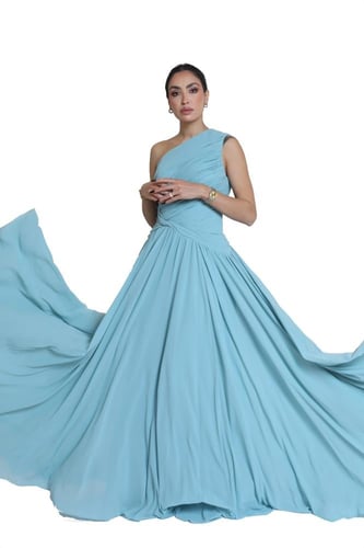 فستان سهرة درابيه سادة