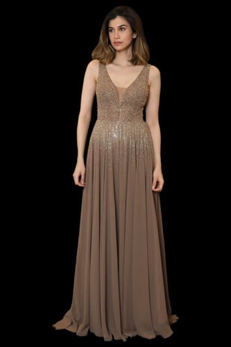 فستان سهرة مكشوف الكتفين