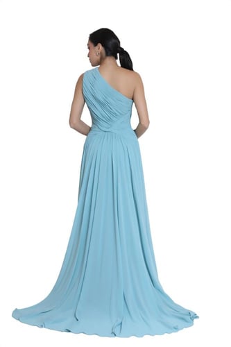 فستان سهرة درابيه سادة