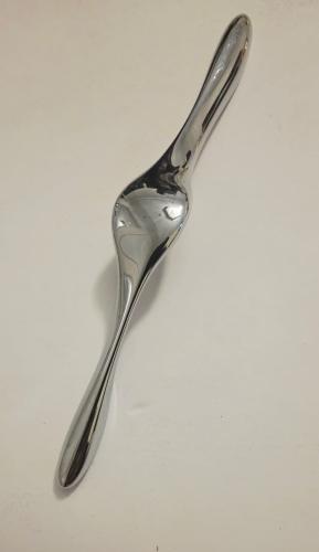 Middle wardrobe handles MM6
