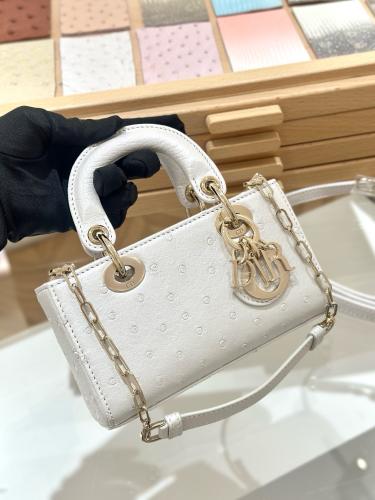 شنطة ديور D-joy مقاس 16cm