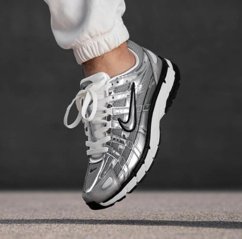 NIKE P600