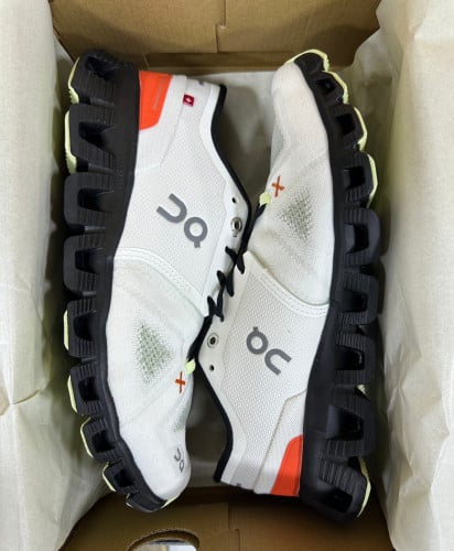 On cloud X3 Ivory/flame