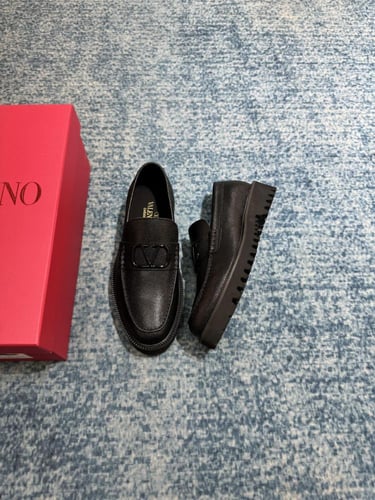 VALENTINO MEN FLAT