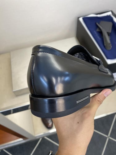 PRADA MEN FLAT