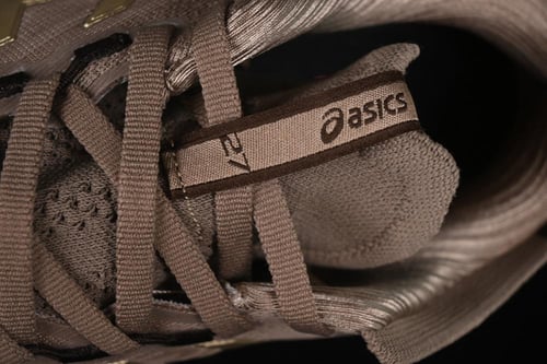 GEL NIMBUS 27 LUXE/TAUPE GREY