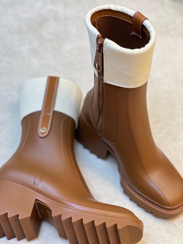 CHLOE Boots