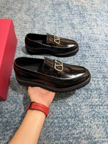 VALENTINO MEN FLAT