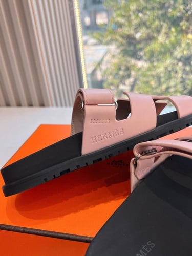 Hermes Slipper