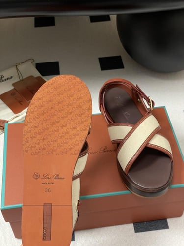 LEO SANDAL