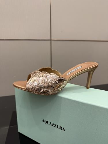 AQUAZZURA