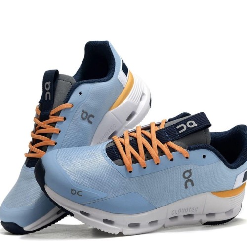 On Cloud 5 in Undyed