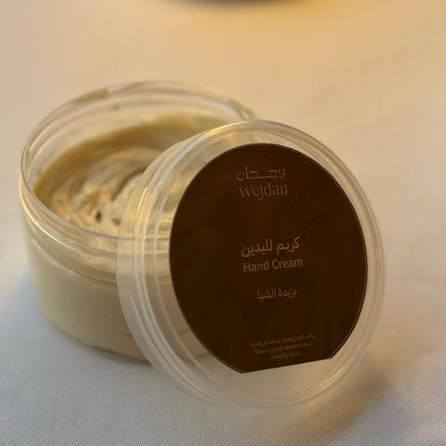 Licorice root cream