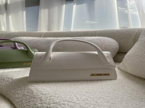 شنطه جاكيموس ابيض