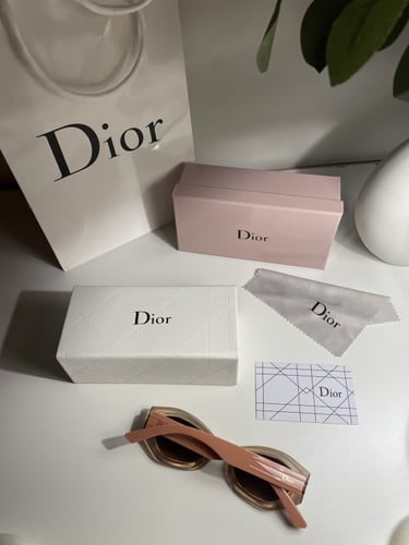 نظاره ديور نسائي