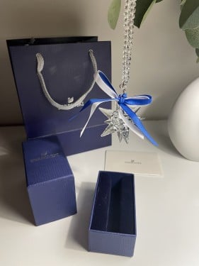 ميداليه سياره سوارفسكي