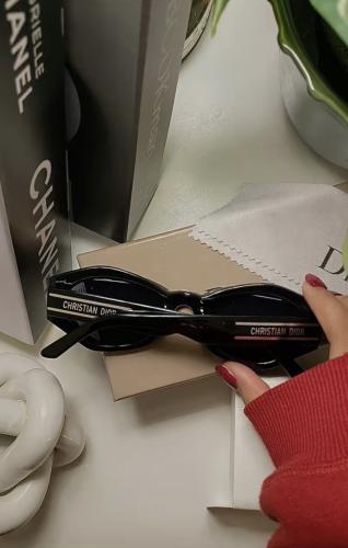 نظاره ديور نسائي