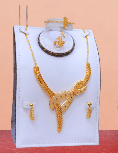 طقم مطلي سادة
