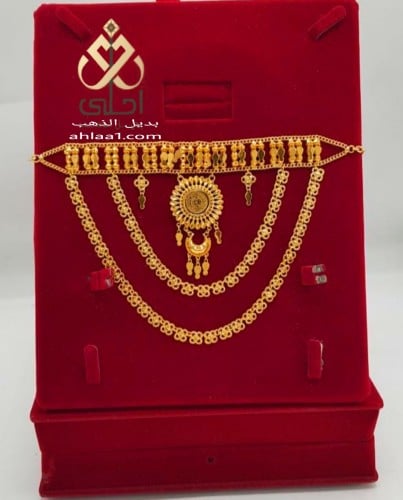 مخنق مطلي فرنسي