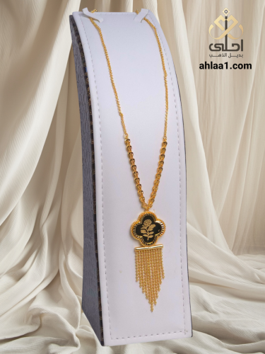 عقد فانكليف سبيكة