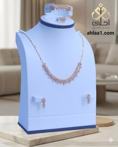 طقم زركون ناعم لبس يومي