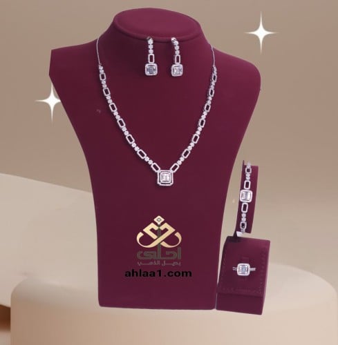 طقم فضي تقليد اللماس زركون