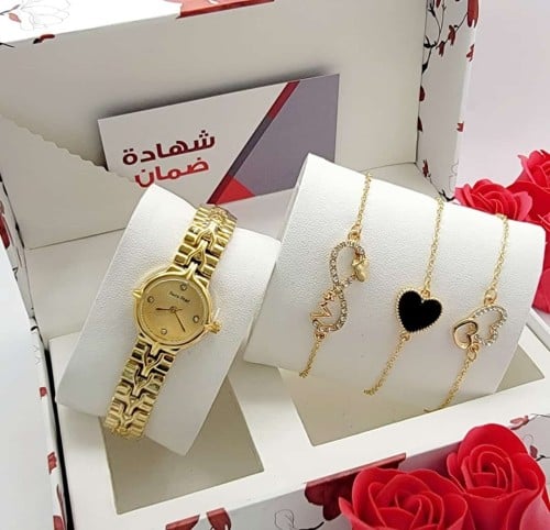 ساعه ضد الماء وثلاث اساور
