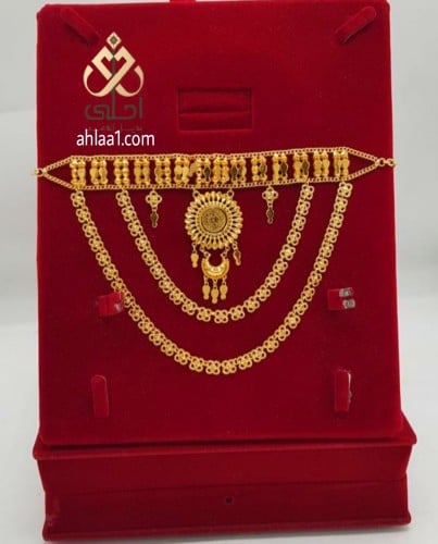 مخنق مطلي فرنسي