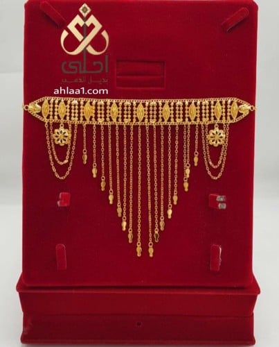 مخنق مطلي فرنسي