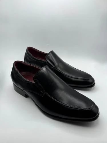 Formal shoes