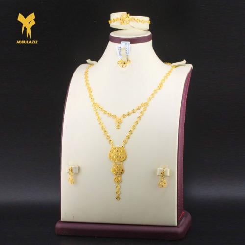 طقم ذهب عيار 21